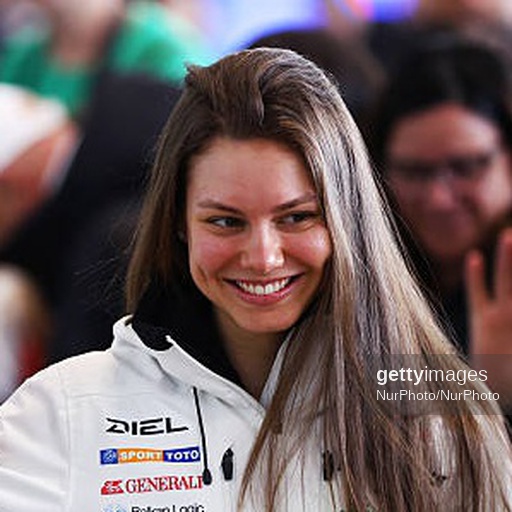 Lora Hristova