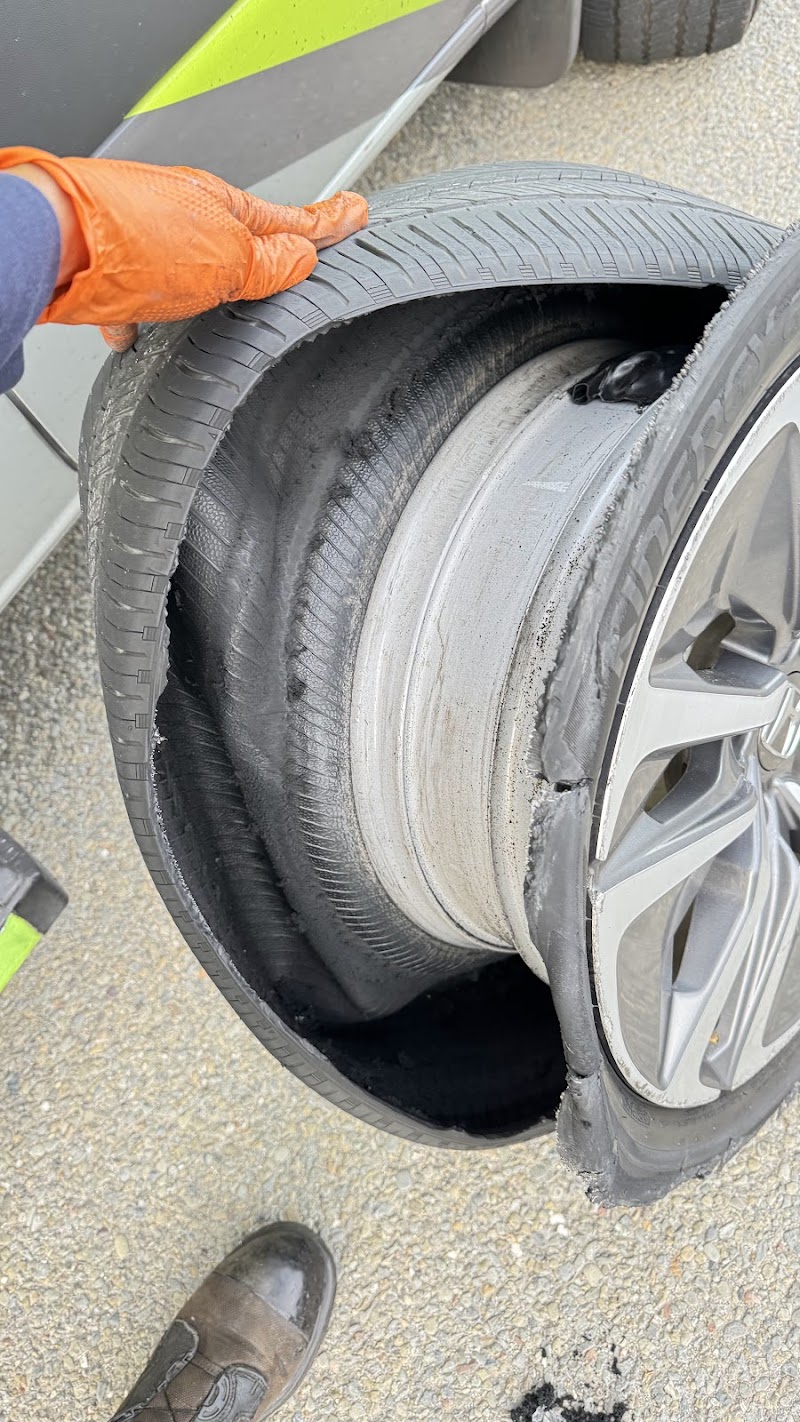 Ivan's Commercial Tires Service photo 3