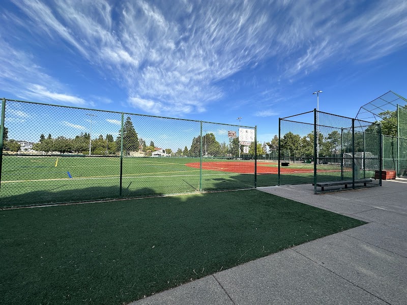 Highlands Park Field photo 2