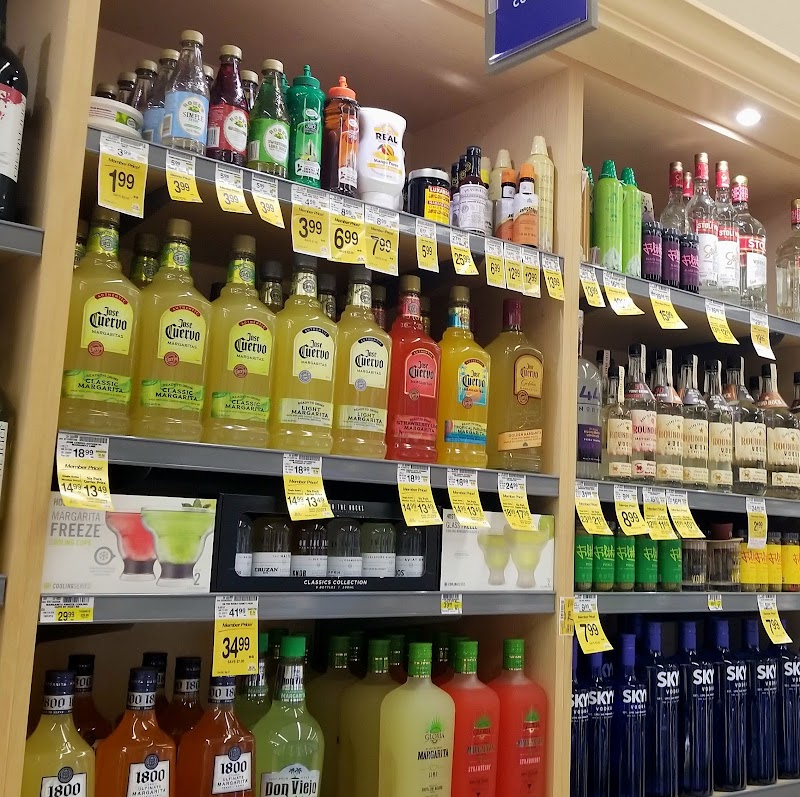 Safeway Liquor photo 3