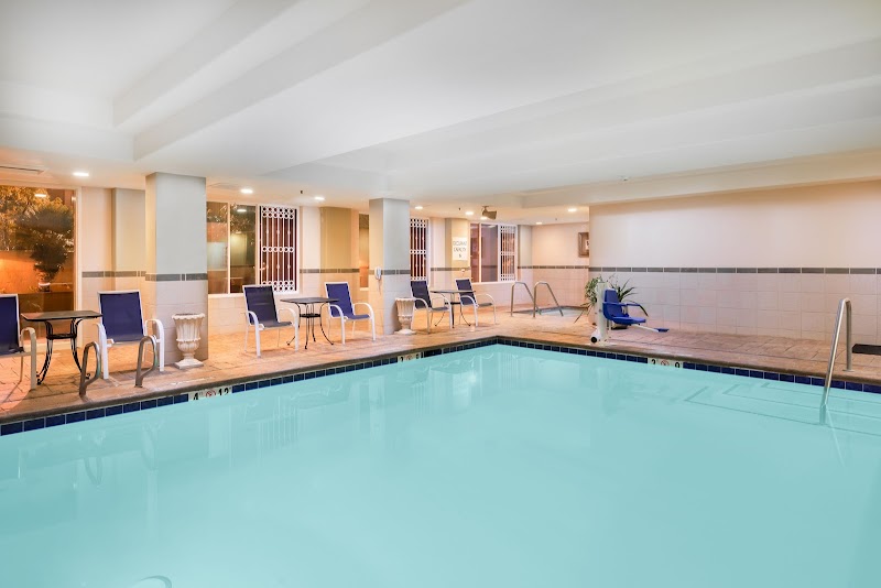 Holiday Inn Express & Suites Vacaville by IHG photo 3