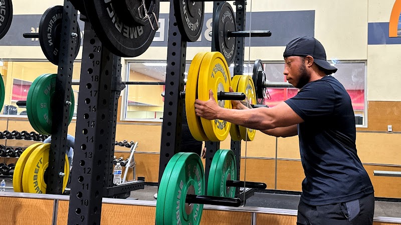 24 Hour Fitness photo 4