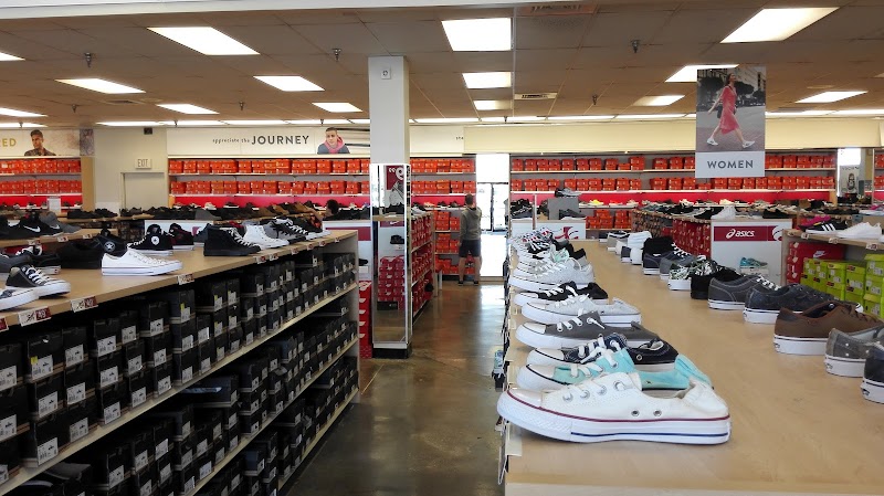 Famous Footwear Outlet photo 2
