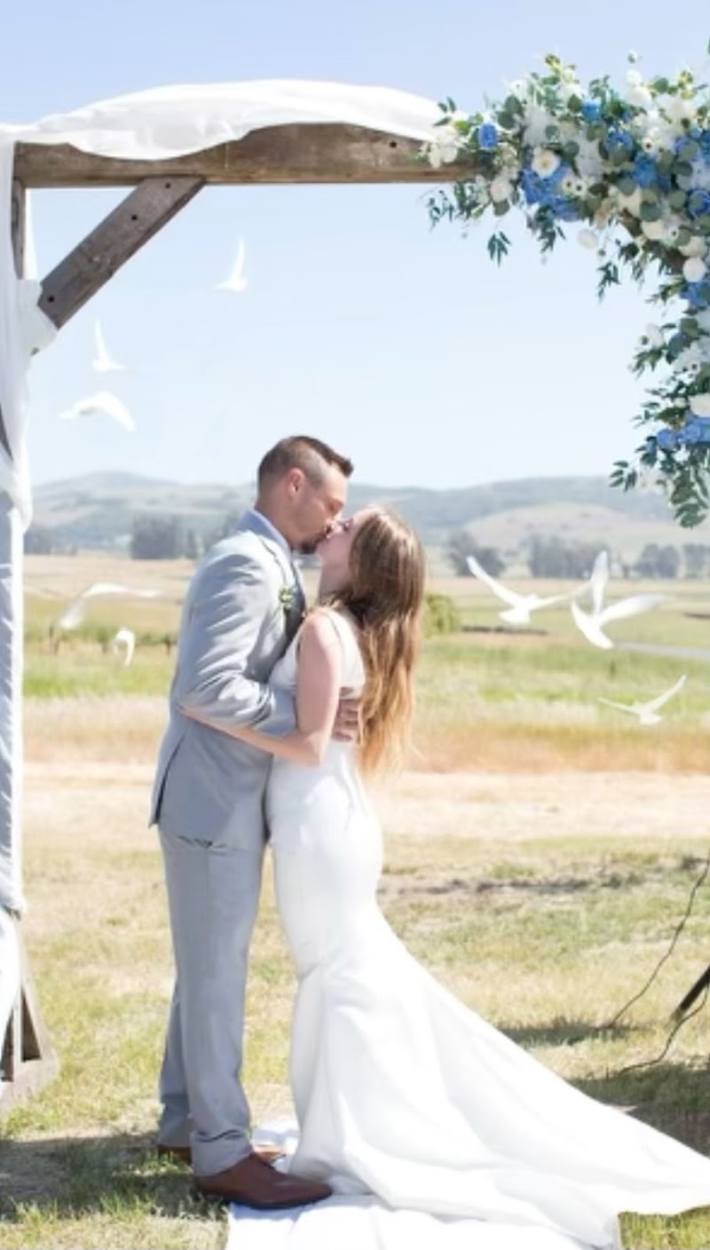 White Dove Release, J & L Wings of White photo 5