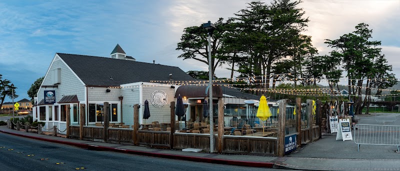 Half Moon Bay Brewing Company photo 4