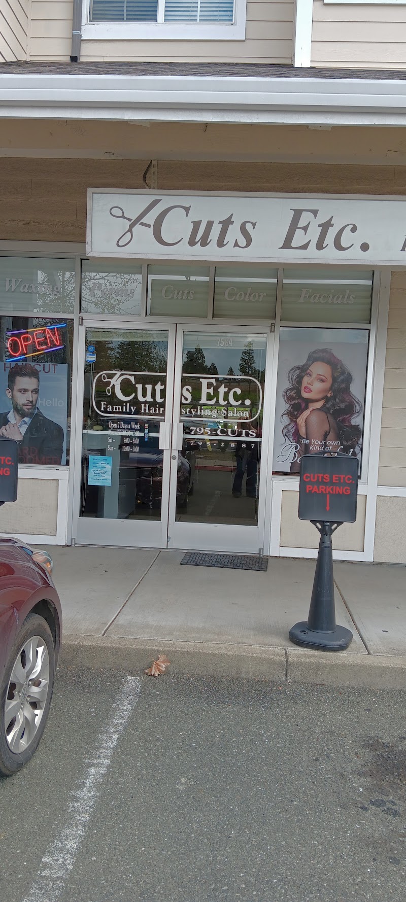 Cuts Etc photo 4