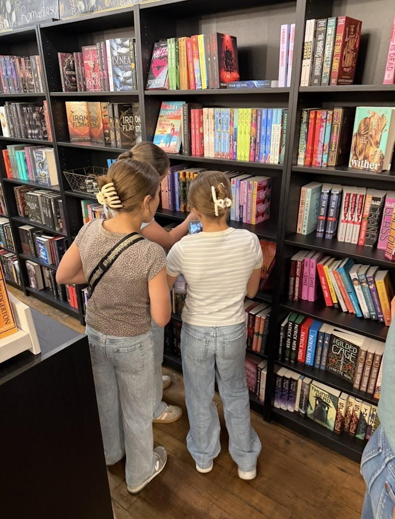Saffron & Co. Bookstore photo 5