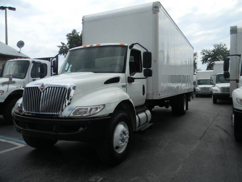 Longwood Truck Center Inc photo 4