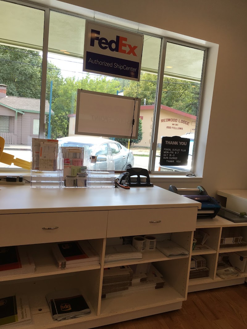Postal Outlet Plus photo 4