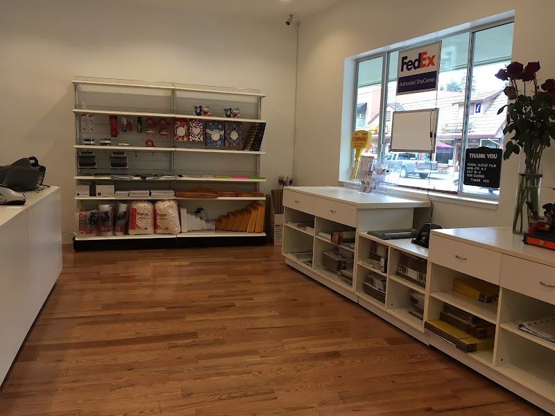 Postal Outlet Plus photo 5