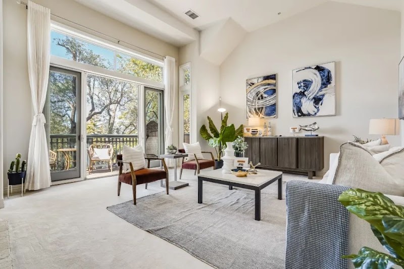 Ivy Group-Coldwell Banker photo 4