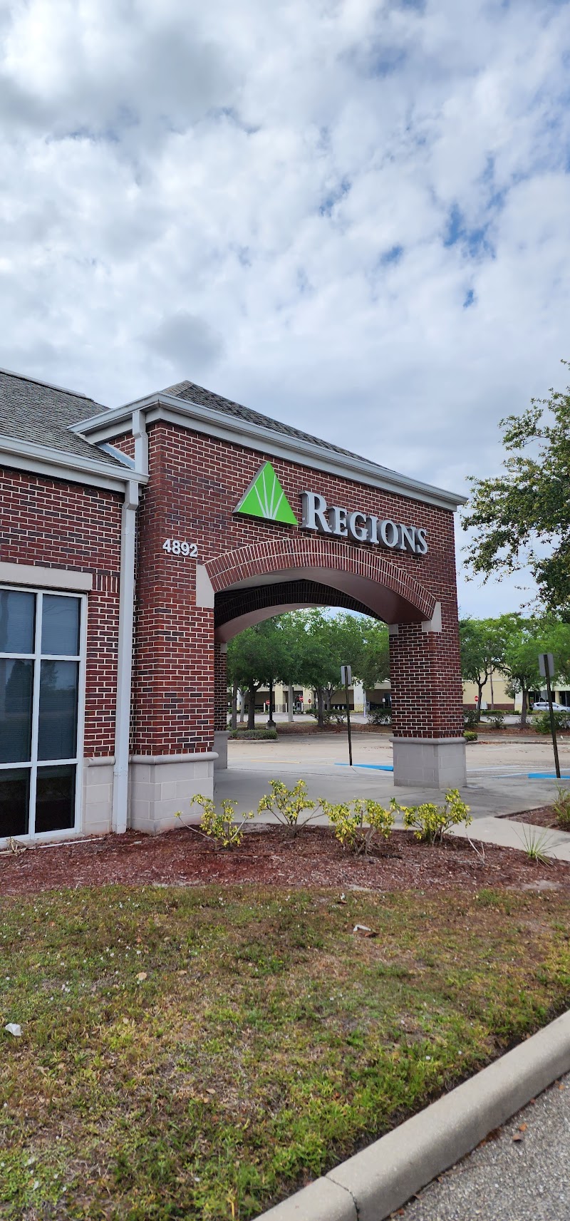 Regions Bank photo 5