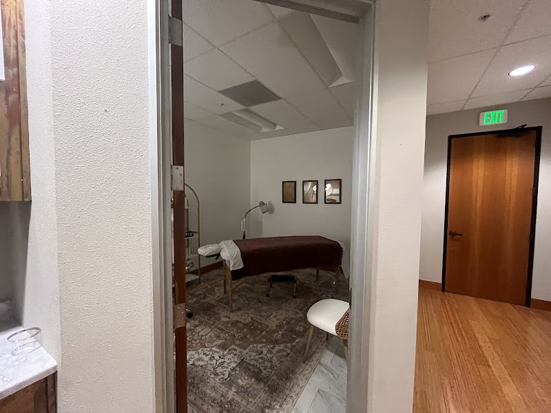 Photo of El Retiro mobile Massage Reiki Facials
