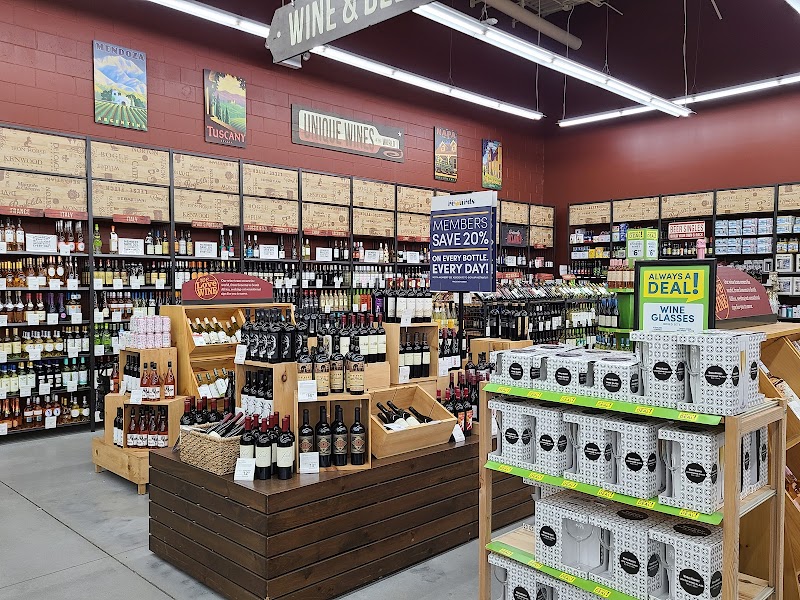 World Market photo 4