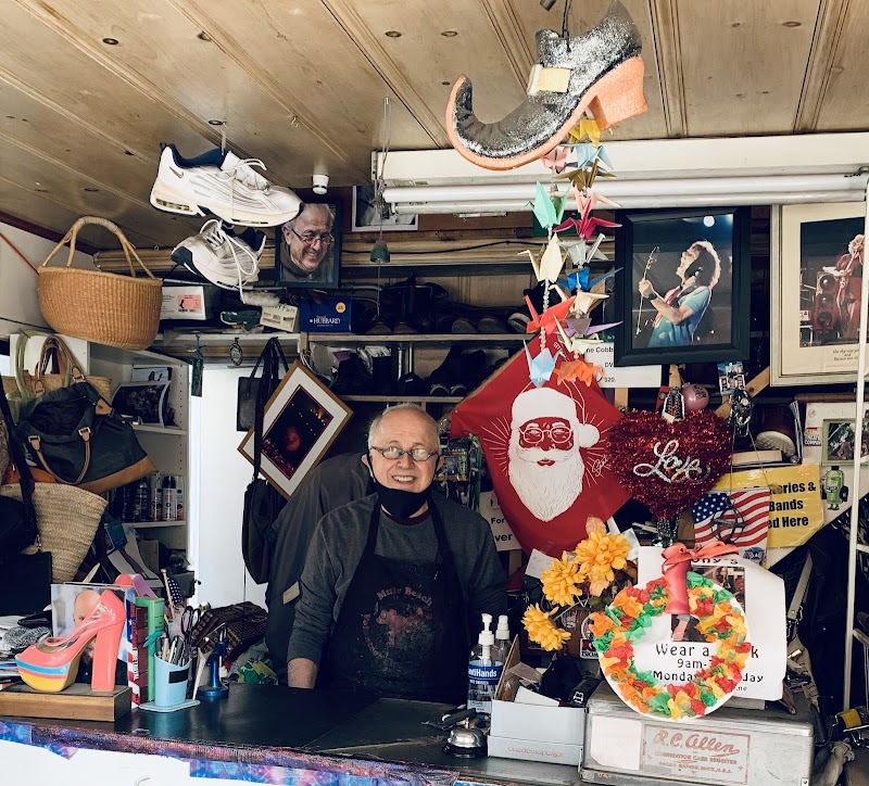 Tony's Shoe & Luggage Repair - Marin's Best Repair Service photo 4