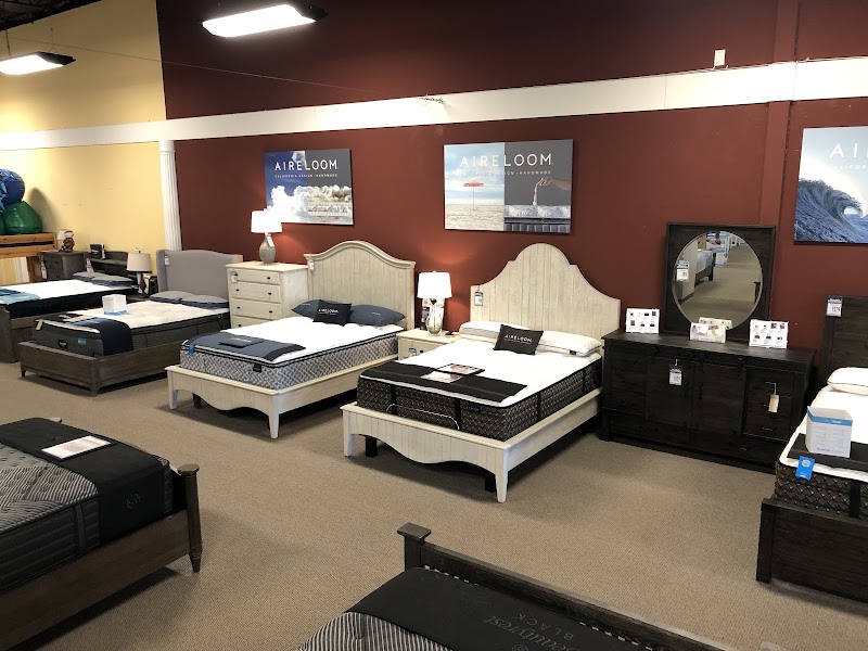 Mancini's Sleepworld Brentwood photo 5