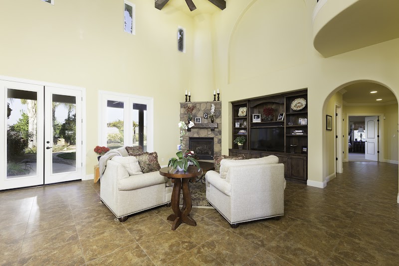 Ocean Element Real Estate - Mishelle Westendorf photo 5