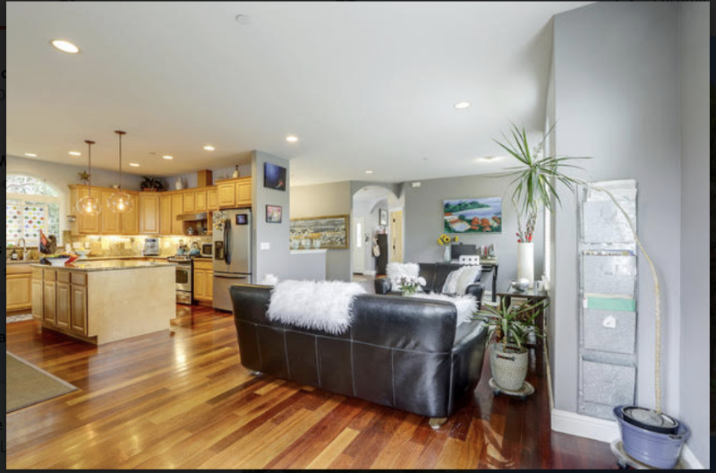 Ocean Element Real Estate - Mishelle Westendorf photo 4