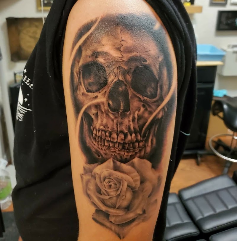 Enigma Ink Tattoo photo 5