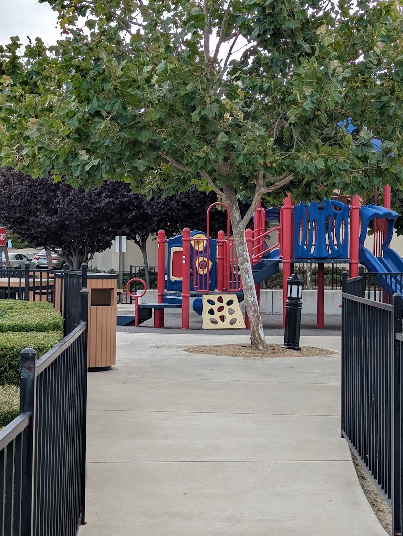 Victoria Park photo 4