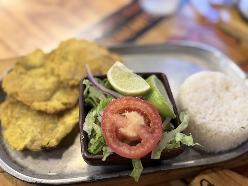 Oh Que Bueno Restaurant and Bakery photo 3
