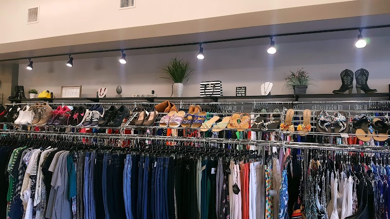 Curv Exchange OUTLET - Plus Size Resale of Pasco photo 2