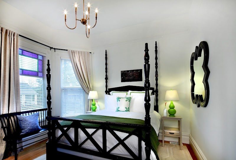 Grape Leaf Inn photo 5