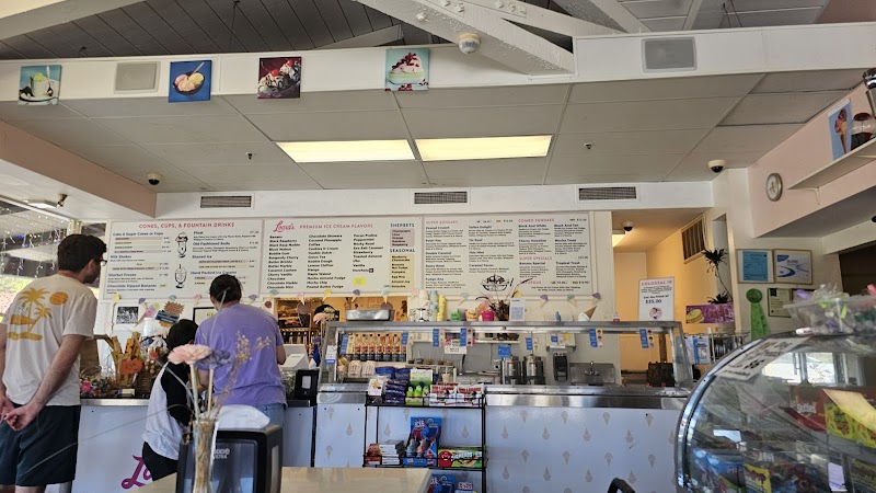 Moraga Shopping Center photo 5