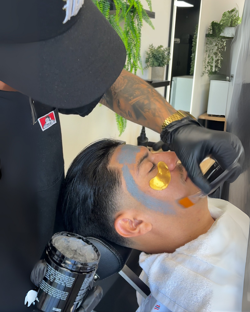 Authentic's Barber Shop Novato photo 3