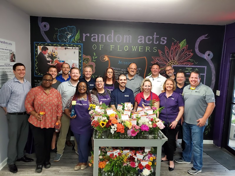 Random Acts of Flowers - Tampa Bay photo 5