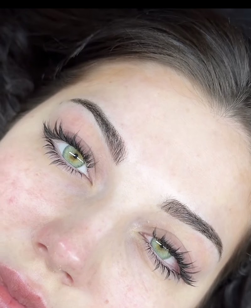 Studio 113 - Lash Extensions & Korean lash lifts | full body Waxing | Brows | Facials | hydro facial photo 5