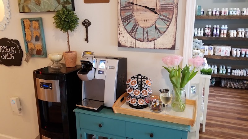 Daydream Salon photo 5