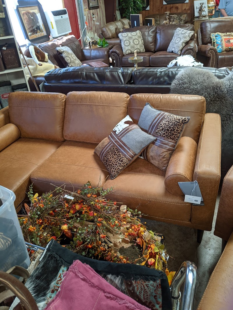 Red Door Consignment Store photo 4