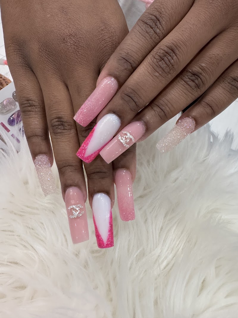 Aurora Nails & Spa photo 2
