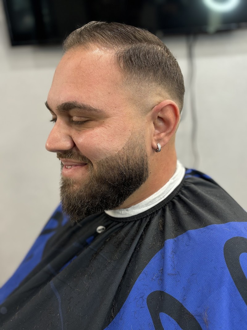 Cutz_byRaee photo 3