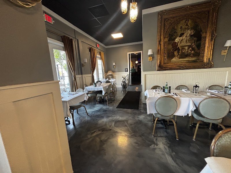 Le Garden Bistro photo 4