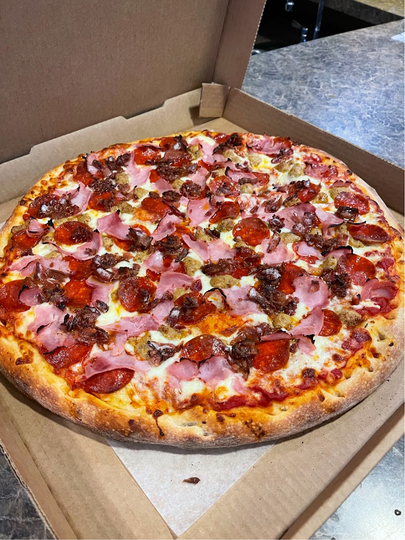 Gianni's Pizza photo 2