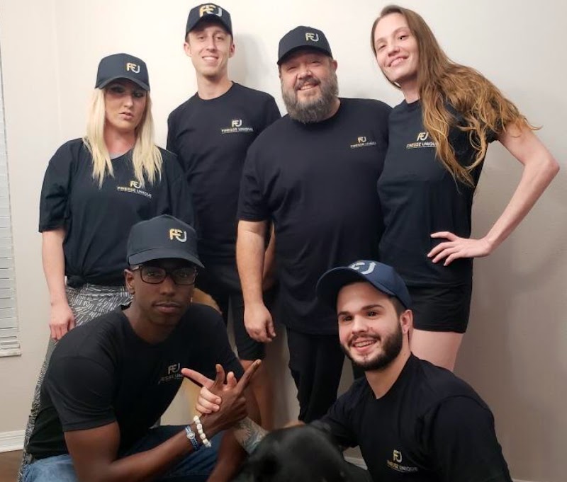 Mart Apparel photo 2