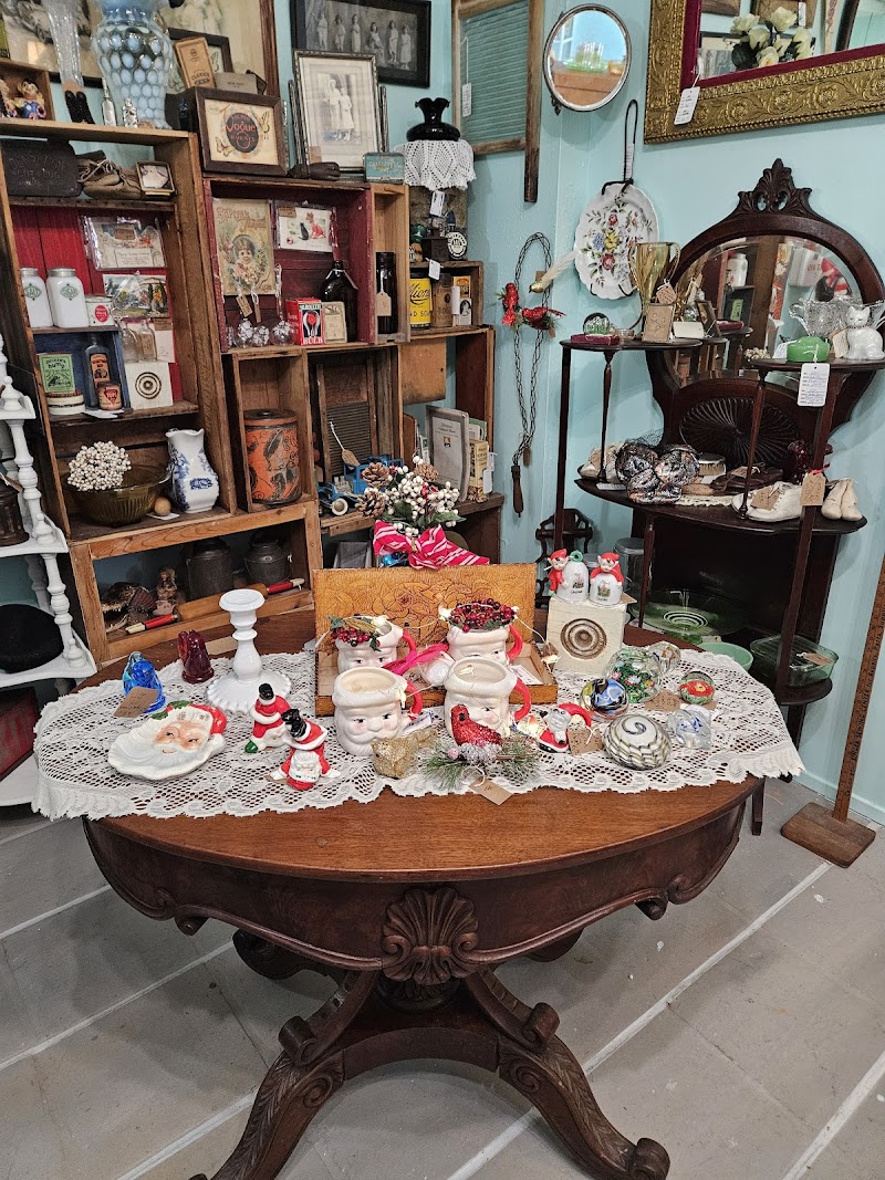 Belleair Antiques photo 5