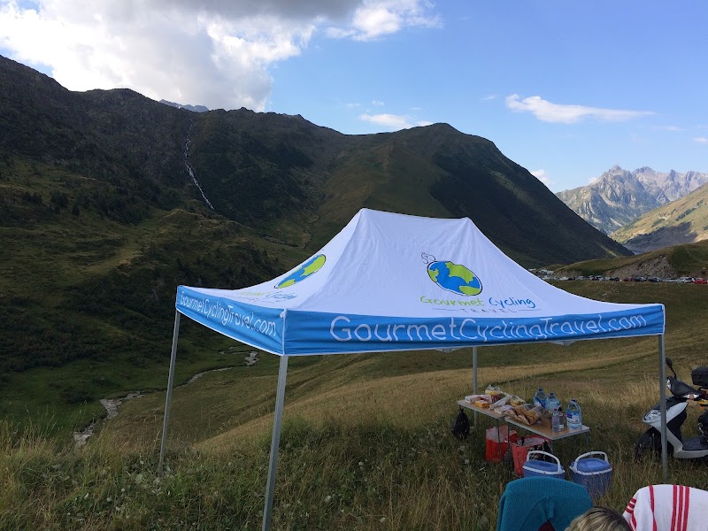Gourmet Cycling Travel photo 4
