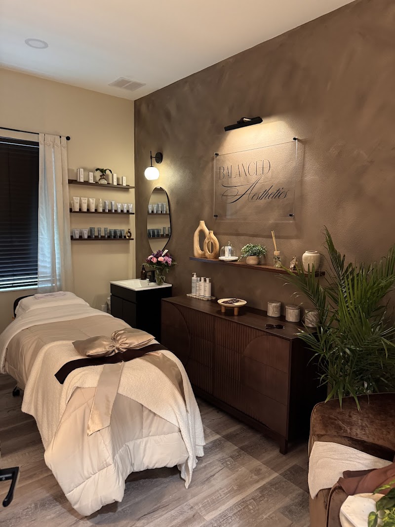 Luxux Suites and Med Spa photo 4