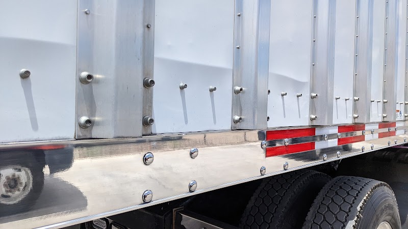Lunas Truck Shine photo 2