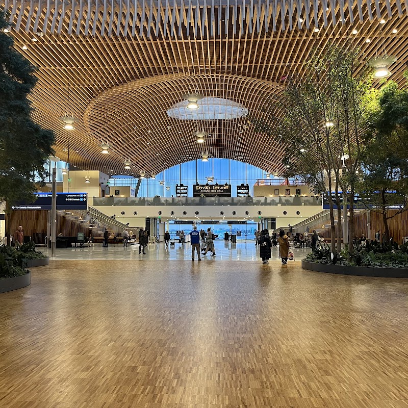 Portland International Airport photo 2