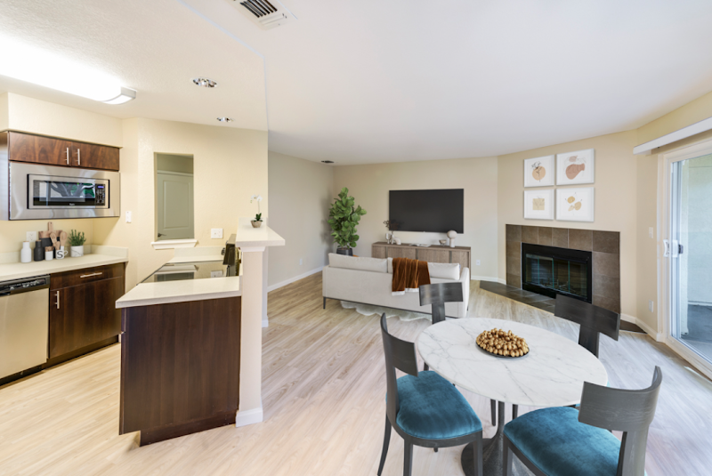 Foster's Landing Apartments photo 5