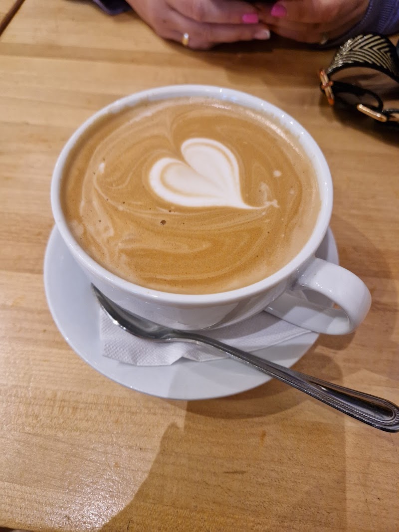 Literati Cafe photo 3