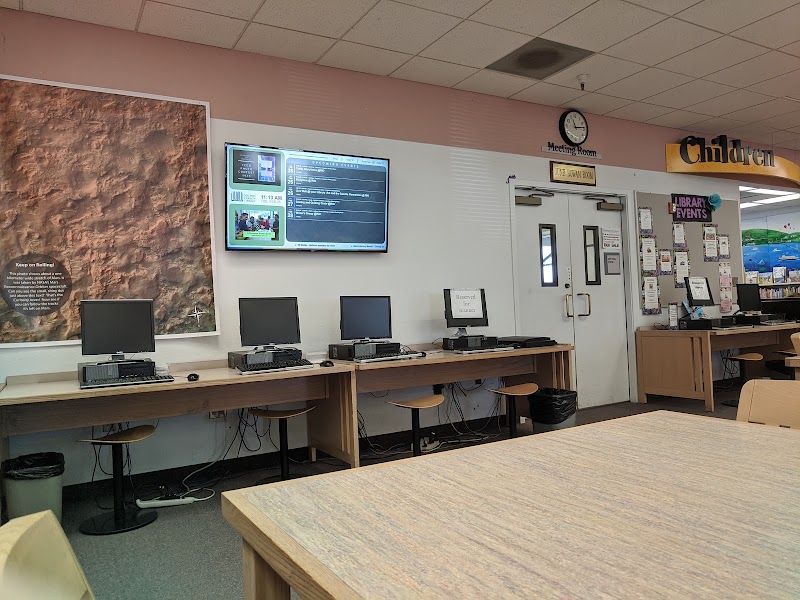 Solano County Library - Rio Vista Library photo 4