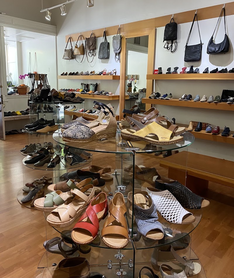 Rainsong Shoes Healdsburg photo 4