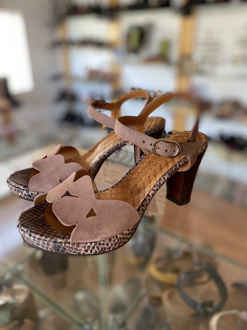 Rainsong Shoes Healdsburg photo 3