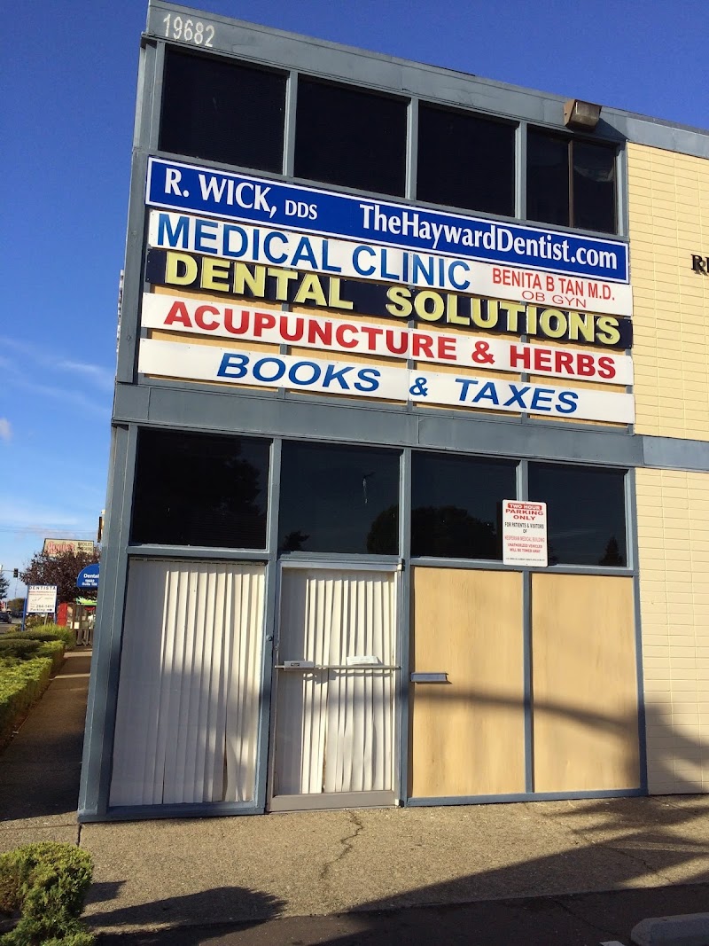 Books & Taxes Inc photo 2