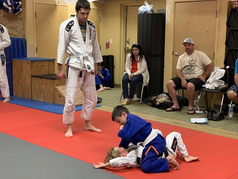 Wolfpack brazilian jiu jitsu photo 4